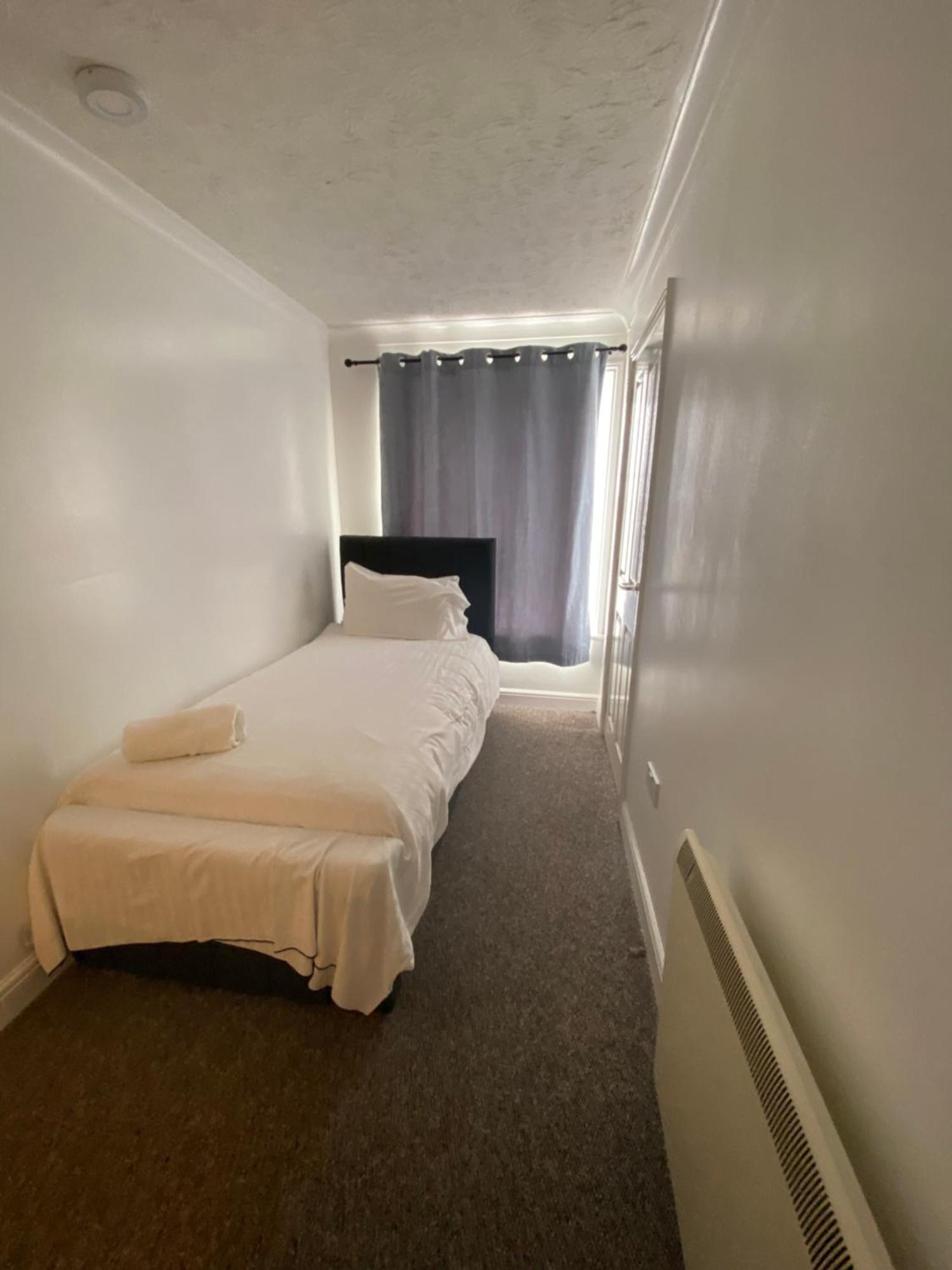 Spacious One Bedroom Flat With River View, 1E Great Yarmouth Kültér fotó